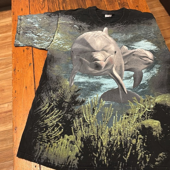 90’s Vintage Dolphin Graffic Tee - Picture 3 of 4